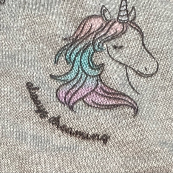 Carters unicorn nightgown 2-3 - Picture 2 of 3